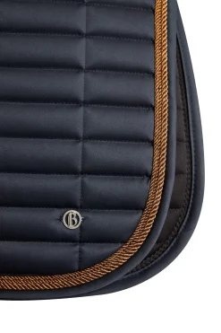 B Vertigo Quinn dressursjabrak