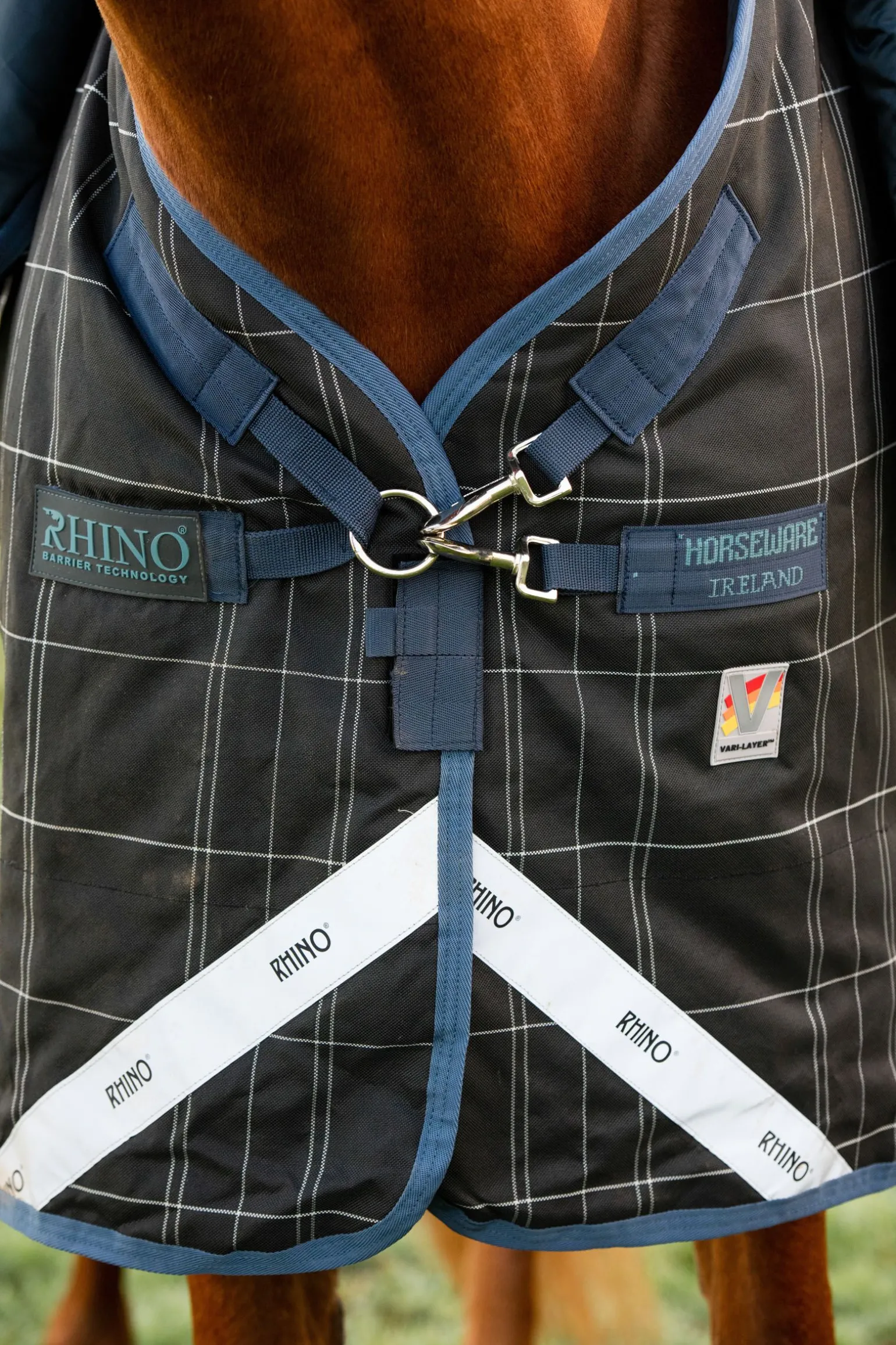 Horseware Rhino Refletech Plus Vari-Layer utedekken inkl. avtakbar hals, 250 gram