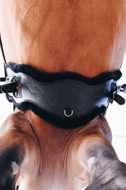 Kentucky Horsewear saueskinn anatomisk gjord, kort