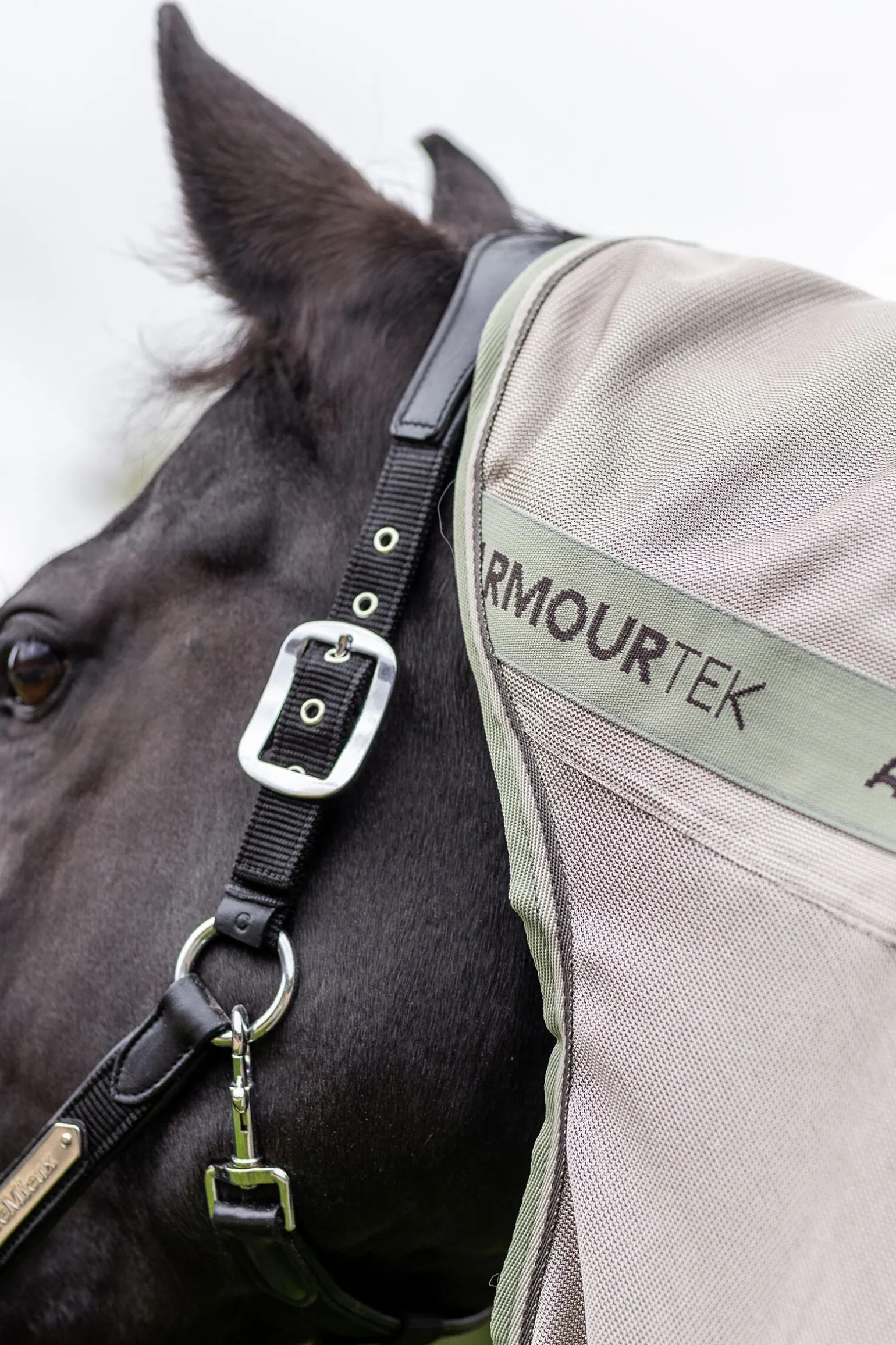 LeMieux Arika Armour-Tek Fluedekken med avtakbar halsdel